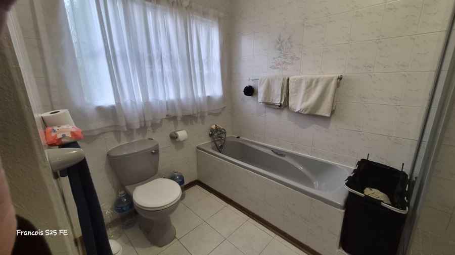 3 Bedroom Property for Sale in Waverley Free State